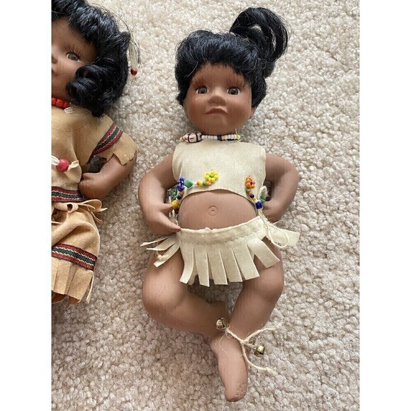 Lot 3x Native American Porcelain Girl Dolls Dressed Kachina Inuit Maiden Vintage - Picture 4 of 11